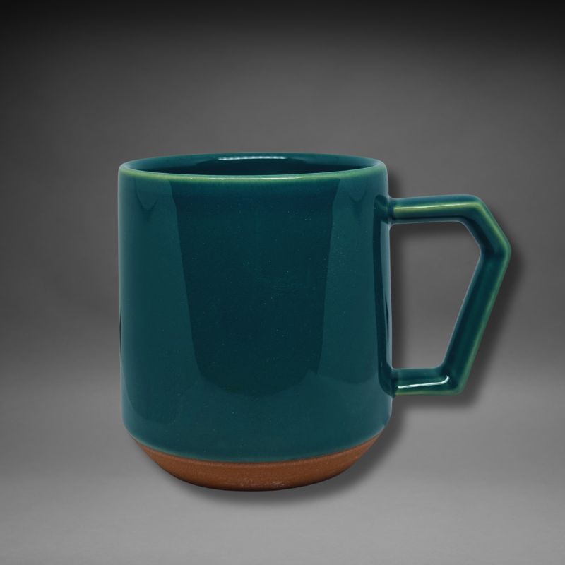 Chips Mug 380ml in Deep Green, high-quality Japanese pottery mug, perfect gift.