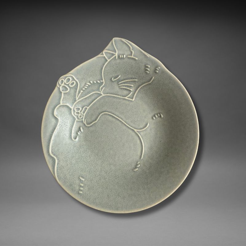 Front view of Ice Mint Mino-yaki side plate with curled-up sleeping cat motif and soft matte mint glaze by Yamago Touki