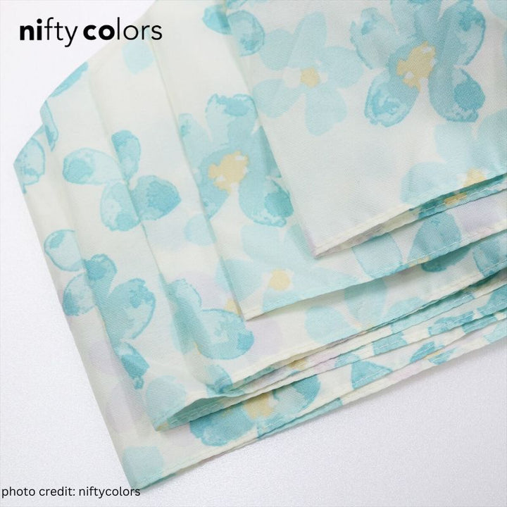 Lightweight Mini Umbrella with Zipper Case (149g ,50cm) – Flowers in Water Colours